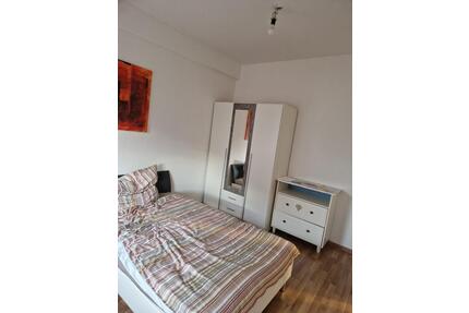 Ab sofort ein WG Zimmer Möbliert komplett - Frankfurt am Main Ost