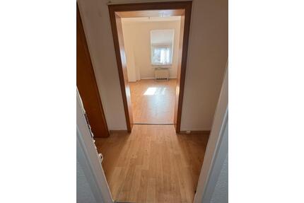 2 Zimmer Dachgeschoss Wohnung in DU-Neudorf - Duisburg Duisburg-Mitte