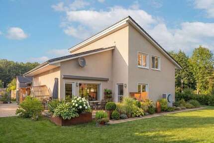 Haus zum Kaufen in Rehfelde 669.000,00 € 189.52 m²