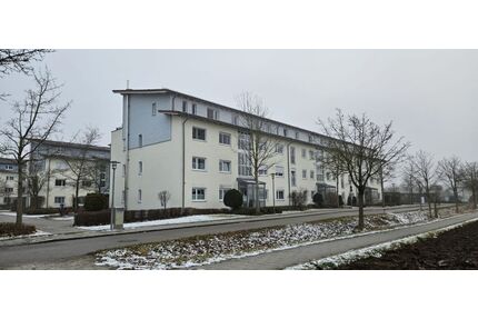 Provisionsfrei* (Von Privat) Elegante 4-Zimmer Wohnung mit Balkon in Heimstetten