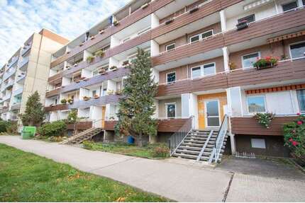 Wohnung zum Mieten in Halle (Saale) 274,00 € 54.78 m²