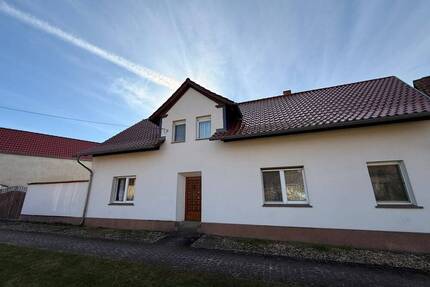 Handwerkerobjekt mit Potenzial- Bauernhaus mit Nebengebäuden und großem Grundstück - Fichtwald Hillmersdorf