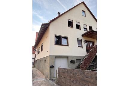 Attraktives Ein- bis Zweifamilienhaus mit großem Grundstück - Haßmersheim