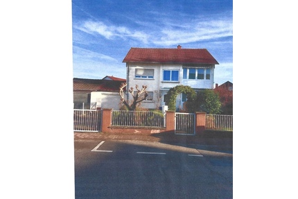 Familiendomizil - Zweifamilienhaus mit Apartment im Dachgeschoss - Hockenheim