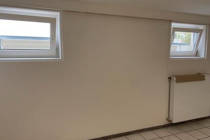 1 Zimmerwohnung in HammSieg - 400,00&nbsp;EUR Kaltmiete, ca.&nbsp; 22,00&nbsp;m&sup2; in Pracht (PLZ: 57589)