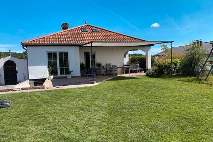 PRVATVERKAUF Neuwertig Bungalow in gut gelegener ruhiger Lage - Blieskastel