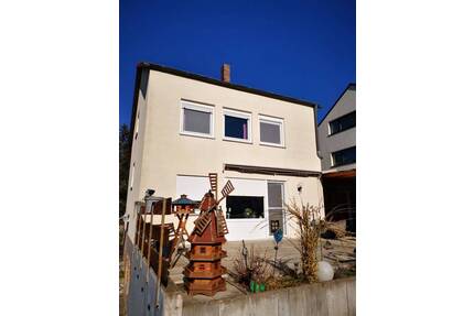 Einfamilienhaus mit viel Platz in Wendelstein OT Großschwarzenlohe