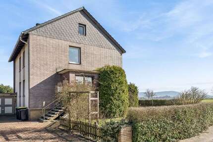 Haus zum Kaufen in Bad Nenndorf 270.000,00 € 156 m²