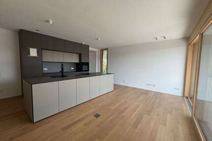 Wohnung zum Mieten in Esslingen am Neckar 2.325,00 € 109.6 m²