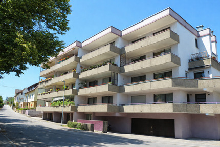 Sehr gut aufgeteilte, renovierte 2-Zimmerwohnung mit großem Balkon in schöner Ortsrandlage - Filderstadt Bonlanden