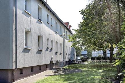 Bezugsfertige 2-Zimmer-Wohnung in Herne Unser Fritz zu besichtigen, mit Tapeten und Laminatboden