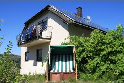 Einfamilienhaus mit Einliegerwohnung mit Aussicht in ruhiger Lage - Altena