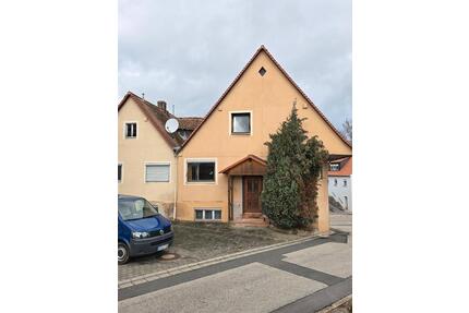 freistehendes Mehrfamilienhaus bzw. 2 Häuser ! Provisionsfrei ! - Thalmässing