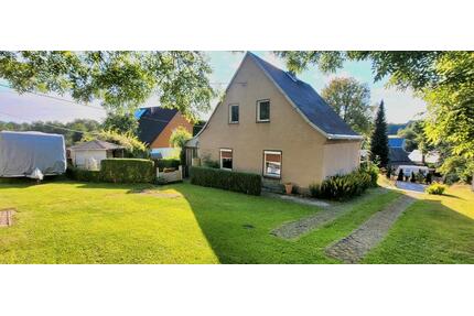 Baufälliges Haus mit Grundstück - Oederan