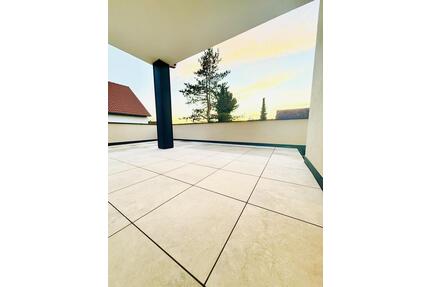 Moderne, großzügige 2-Zimmerwohnung Erstbezug nach Umbau Balkon Einbauküche - Windsbach