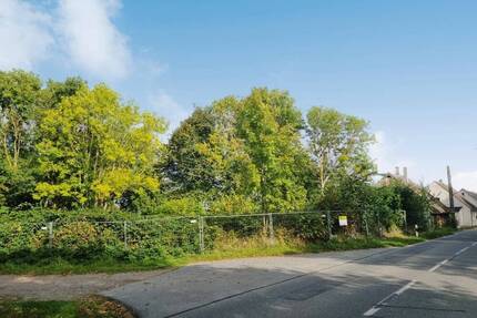 Attraktives Baugrundstück mit Baugenehmigung in idyllischer Lage auf Rügen - Wiek Bischofsdorf