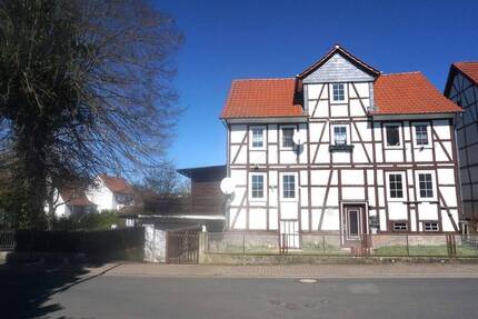 *** Zweifamilienhaus in Homberg OT zu verkaufen***