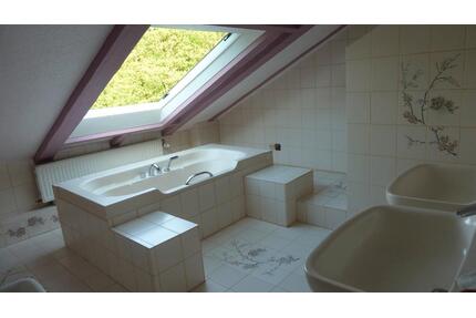 Exklusive 3,5 Zimmer Maisonette in Saarbrücken-Dudweiler