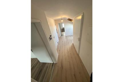 3 Zimmer Wohnung - 1.050,00&nbsp;EUR Kaltmiete, ca.&nbsp; 71,00&nbsp;m&sup2; in Aalen (PLZ: 73434) Dewangen