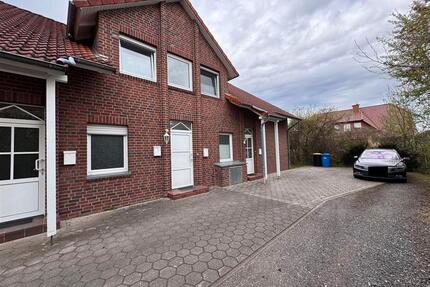 Hell & geräumig - 3 ZKB Wohnung mit Tageslichtbad im Reihenhaus - Steinfeld (Oldenburg)