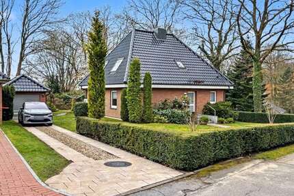 Haus zum Kaufen in Bad Bramstedt 380.000,00 € 109.05 m²