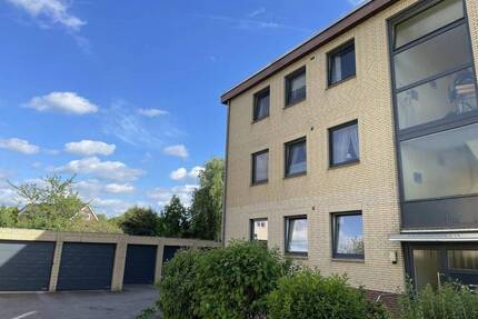 VON PRIVAT: Großzügiges 4-Zimmer-Wohnglück mit Süd-West-Loggia & Garage in Bad Schwartau