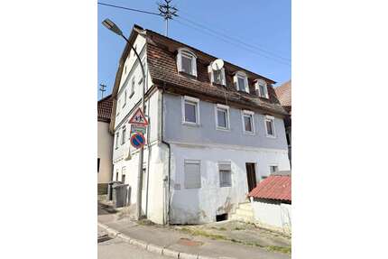 Haus zum Kaufen in Künzelsau 169.000,00 € 220 m²