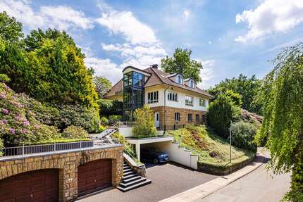 Haus zum Kaufen in Bielefeld 1.490.000,00 € 363 m²