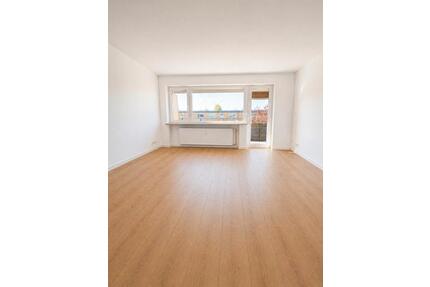 Frisch renovierte 3-Zimmer-Wohnung mit Balkon in Tostedt