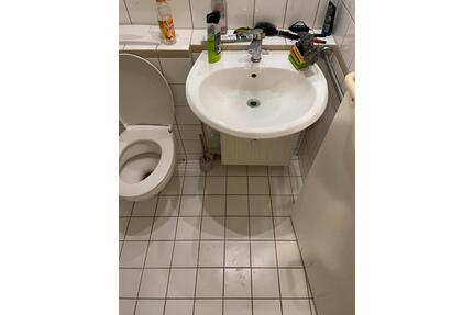 Freie Wohnung 18,5 qm ab 15.04 - 570,00&nbsp;EUR Kaltmiete, ca.&nbsp; 18,50&nbsp;m&sup2; in Wiesbaden (PLZ: 65183)