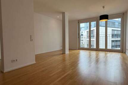 Wohnung zum Mieten in Stuttgart 1.200,00 € 68 m²