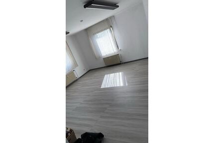 Wohnung zum 1.1.2027 - 860,00&nbsp;EUR Kaltmiete, ca.&nbsp; 65,00&nbsp;m&sup2; in Herschbach (PLZ: 56249)
