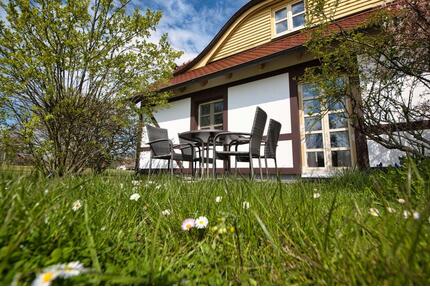 Ostsee, Rügen, strandnahe Fewo mit Terrasse und 2 Schlafzimmern - Dranske
