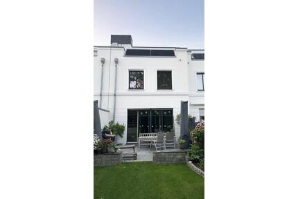 Modernes Townhouse in Hamburg Groß-Flottbek