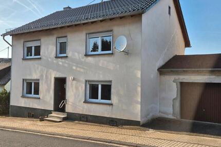 Wohnhaus in Neuhütten - 900,00&nbsp;EUR Kaltmiete, ca.&nbsp; 120,00&nbsp;m&sup2; in Neuhütten (PLZ: 54422)