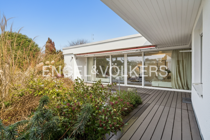 Haus zum Mieten in Mörfelden-Walldorf 2.550,00 € 180 m²