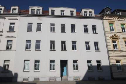 helle Wohnung mit Balkon und Stellplatz (WE003) - Döbeln