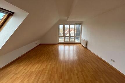 attraktive 2 Raum DG Wohnung mit Balkon +++TOP+++ Wohnpark Markkleeberg; EBK mögl.