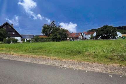 Grundstück zu verkaufen in Hüllhorst 129.000,00 € 1535 m²