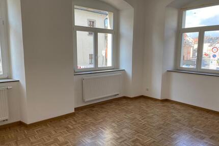 Mietwohnung in Wunsiedel - 450,00&nbsp;EUR Kaltmiete, ca.&nbsp; 55,00&nbsp;m&sup2; in Marktredwitz (PLZ: 95615)