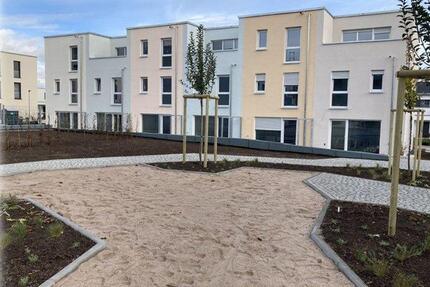 Schönes Einfamilien-Reihenhaus mit Garten, 2 Stellplätzen - Schwäbisch Hall