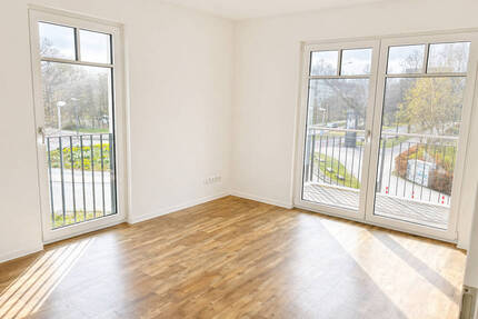 Moderne 2 Zimmer-Wohnung mit Balkon - Hamburg Neugraben-Fischbek