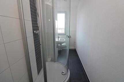 Die heißen Tage können kommen...3-RW mit Dusche u. Balkon! - Freiberg