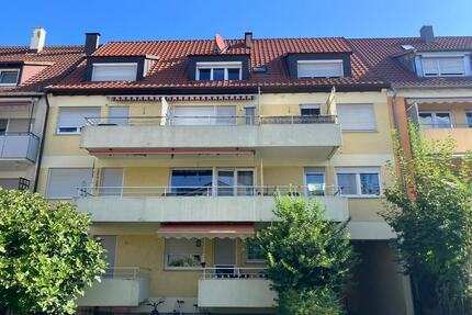 2-Zimmer-Wohnung am Kurpark mit EBK, Balkon und Stellplatz! - Stuttgart Bad Cannstatt