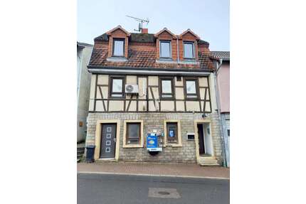 Haus zum Kaufen in Waibstadt 145.000,00 € 80 m²
