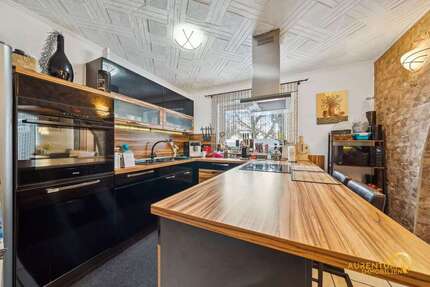 Haus zum Kaufen in Straßkirchen 899.000,00 € 199 m²