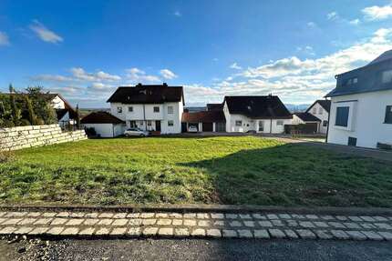 Grundstück zu verkaufen in Rechberghausen 335.000,00 € 569 m²