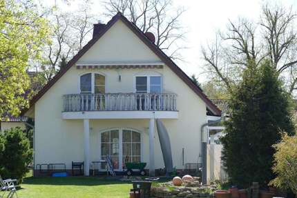 Haus zum Kaufen in Beeskow 550.000,00 € 130 m²