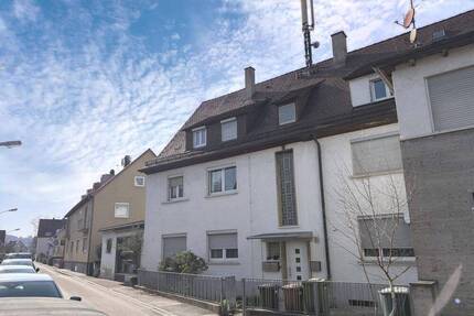 3-Zimmer-Dachgeschoss-Wohnung in ruhiger Wohnlage - Stuttgart Kaltental