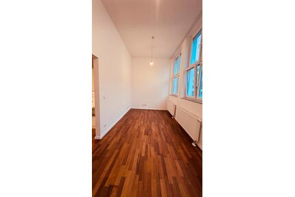 Helle, modernisierte 1-Zimmer-Wohnung mit ca. 25 m² – Erstbezug n - Saarbrücken Kieselhumes